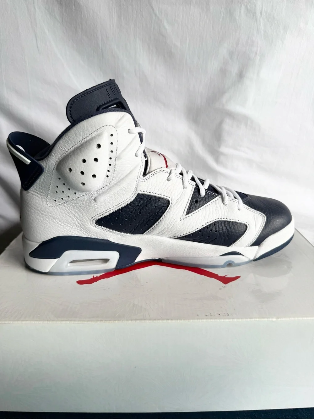AUTHENTIC Jordan 6 Retro “Olympic” size 11.5 CT8529-164 2024 PRE-OWNED